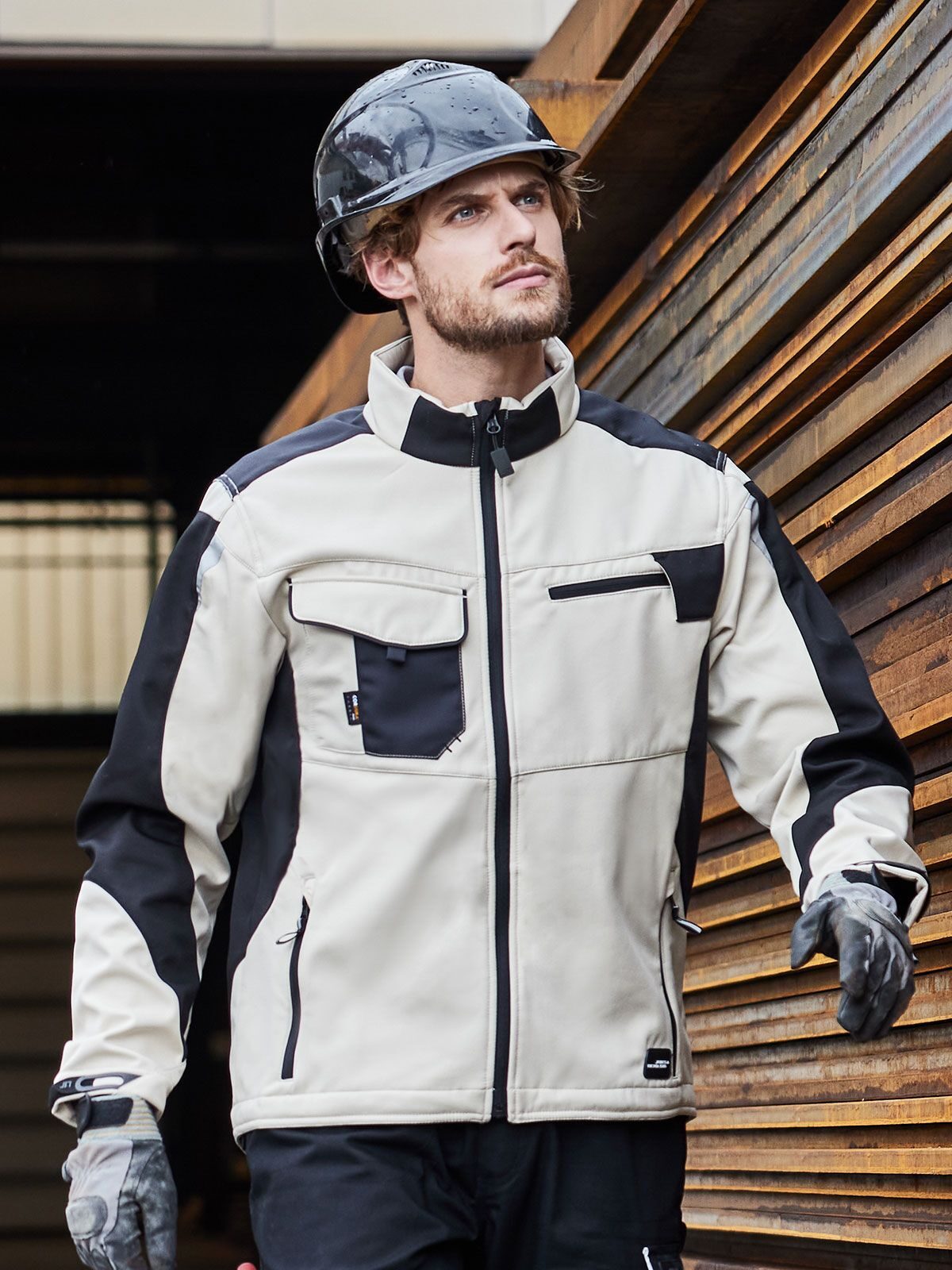 Jaqueta Softshell para Trabalho -RESISTENTE-
