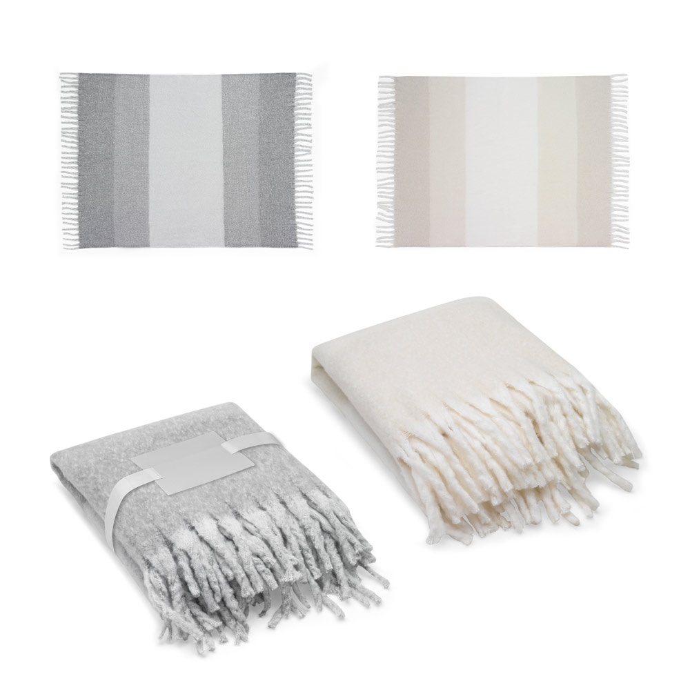CONFORTÁVEL. Manta feita de poliéster reciclado (100% rPET) (300 g/m²), com efeito semelhante ao mohair.