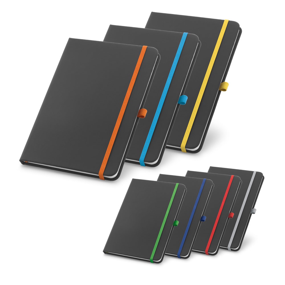 CORBIN. Caderno A5 em PU com páginas pautadas.
