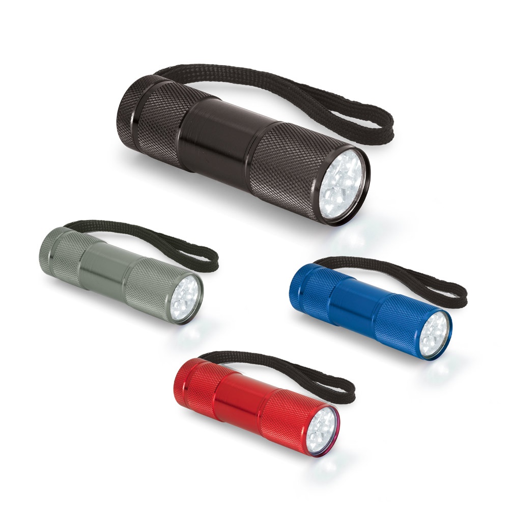 VISÍVEL. Lanterna de alumínio com 9 LEDs.